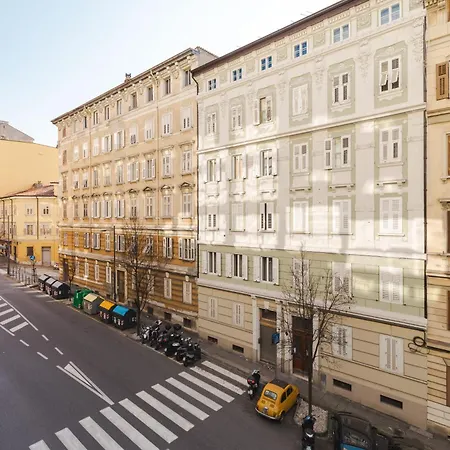 Апартаменти Bright In The Viale Xx Settembre Area *